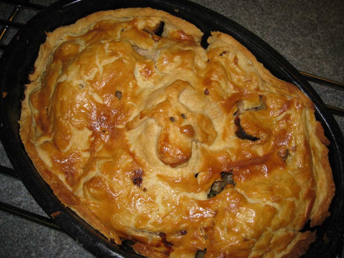 Click image for larger version

Name:	Rabbit-Pie1.jpg
Views:	139
Size:	220.7 KB
ID:	2542531
