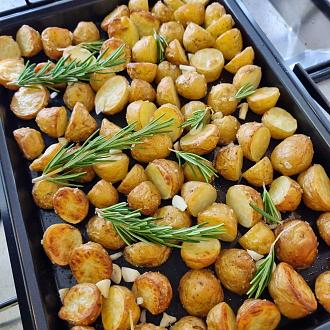 Click image for larger version

Name:	Mini-Roasties.jpg
Views:	167
Size:	391.9 KB
ID:	2551795