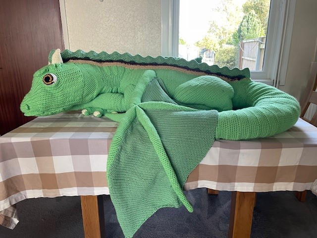 Click image for larger version

Name:	dragon.jpg
Views:	110
Size:	115.9 KB
ID:	2573778